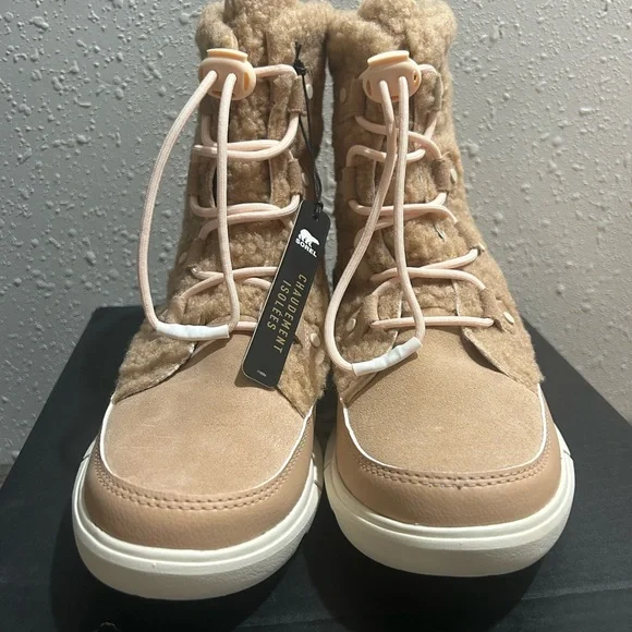 Sorel Explorer boots, youth size 7, womens size 8/8.5 - Picture 3 of 6